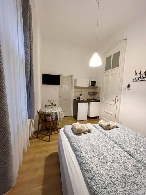 12# Sunflower Cozy Apartment Budapest Eksteriør bilde